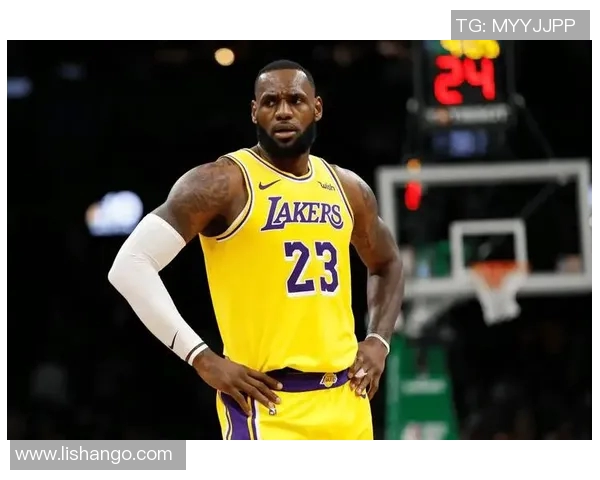 詹姆斯连续两场得分破40，力帆湖人再创辉煌